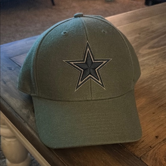 NFL Green Baseball Cap - Picture 1 of 3